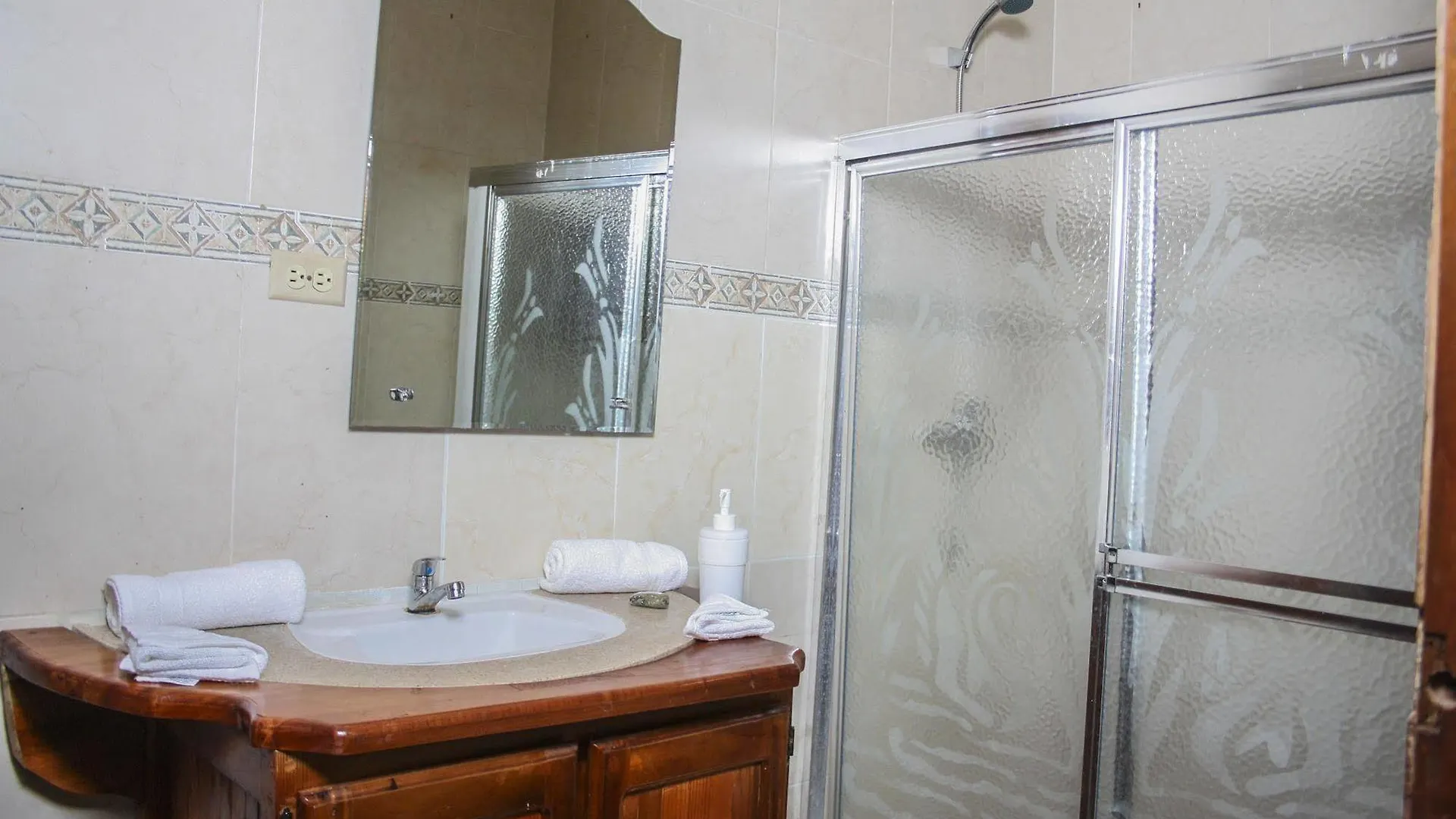 Hotel Sea Breeze Paraíso