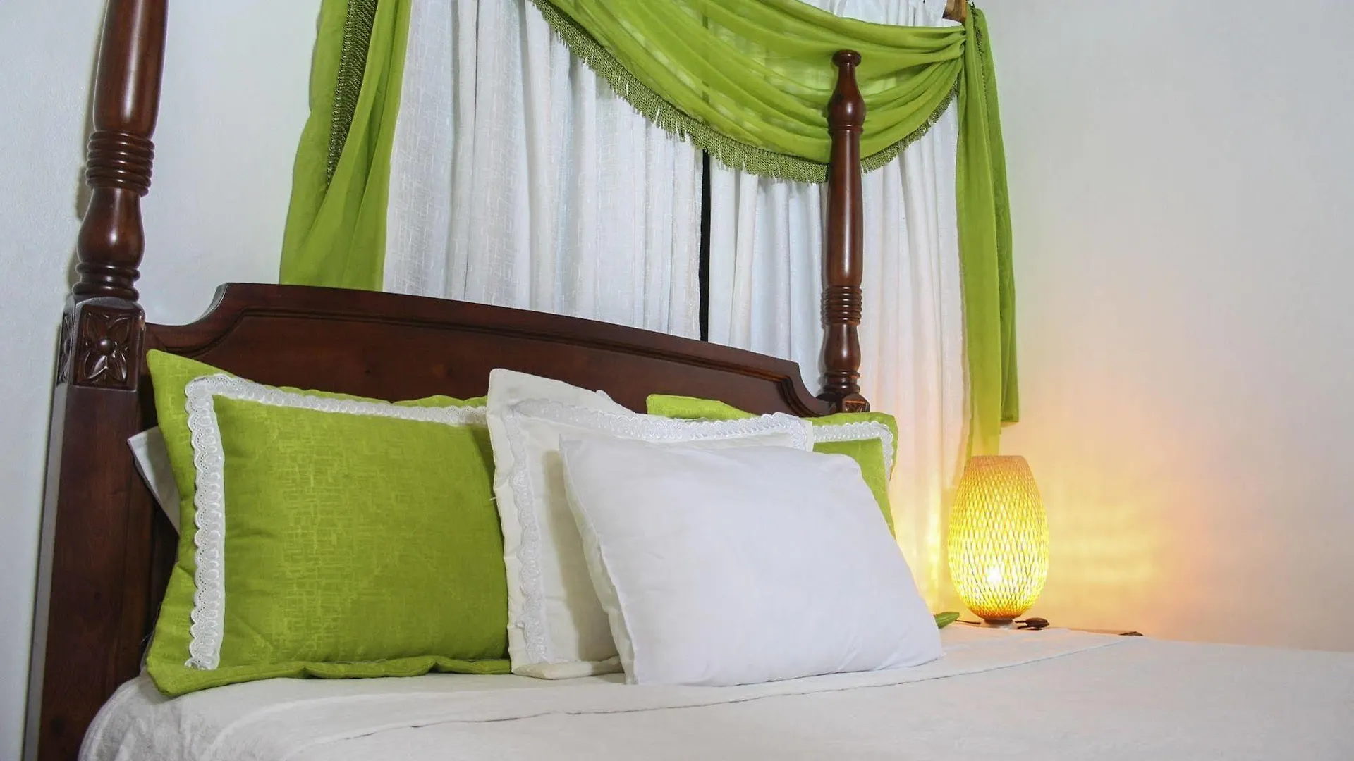 Hotel Sea Breeze Paraíso