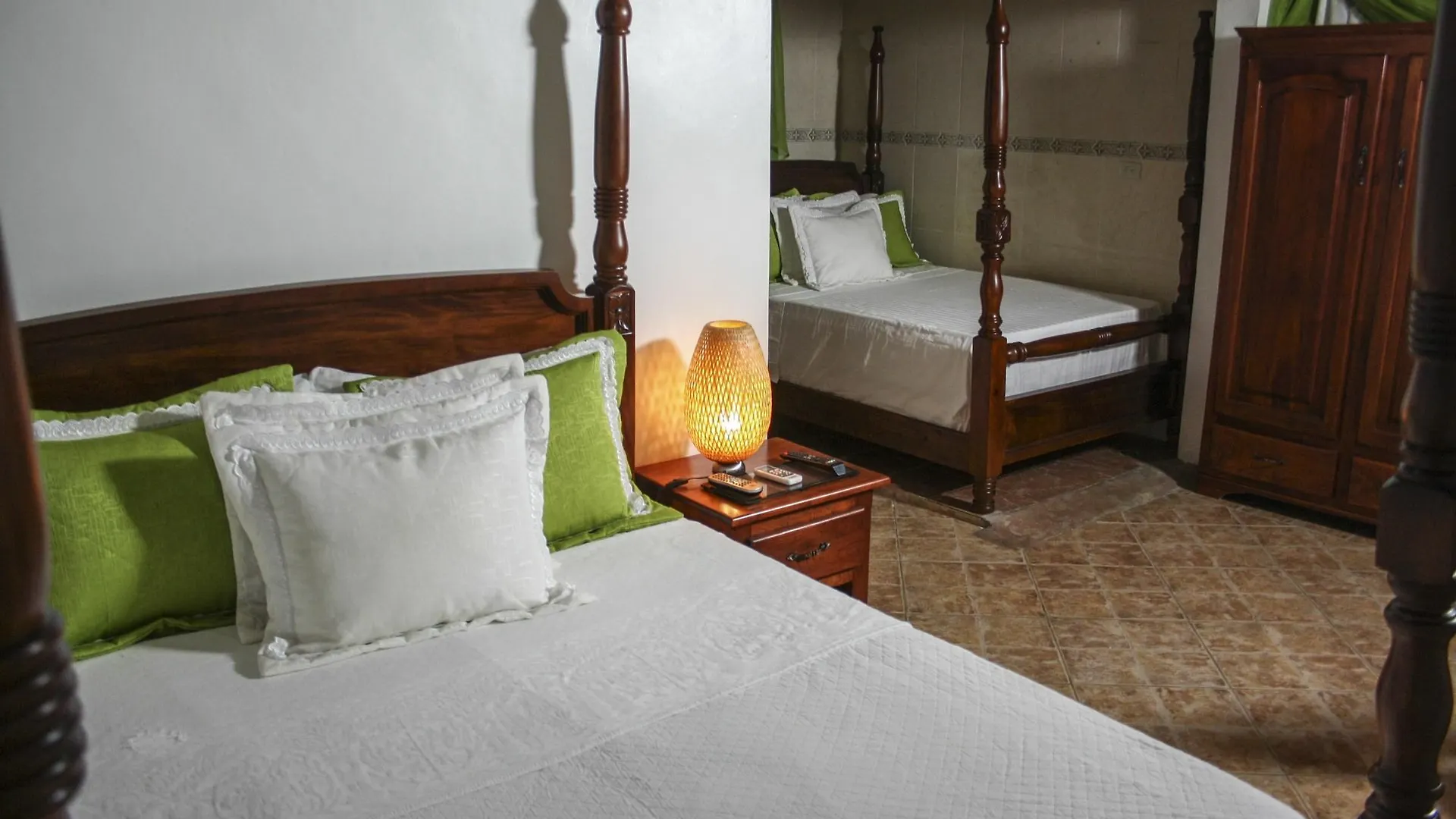 Hotel Sea Breeze Paraíso
